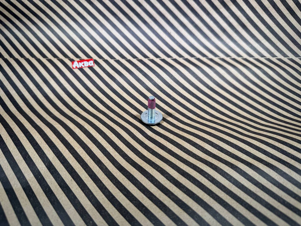 Болт 8x23 крепления шкива ARISTON INDESIT C00143260