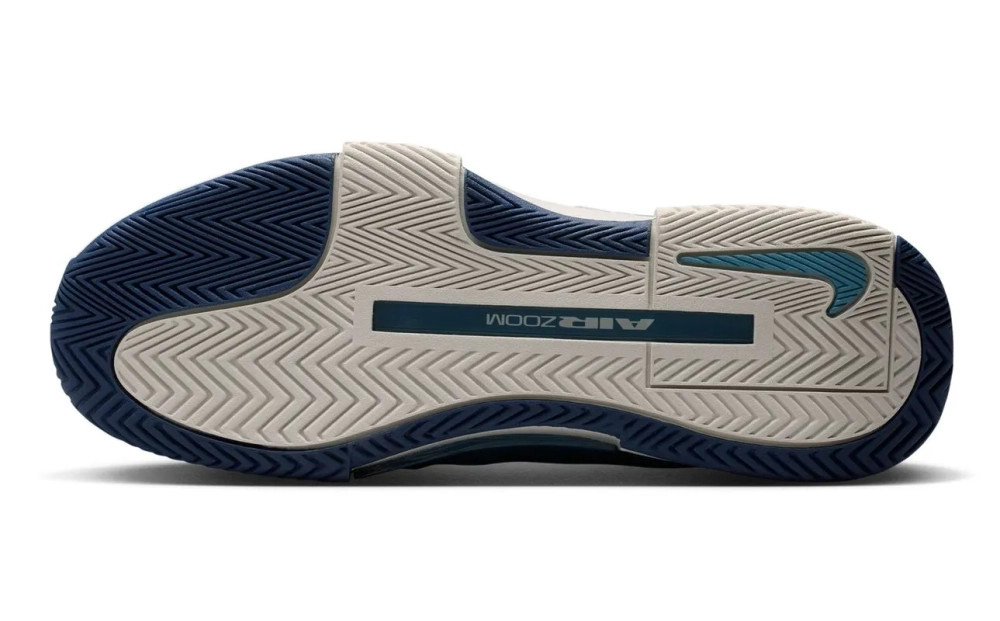 Мужские кроссовки теннисные Nike Zoom GP Challenge 1.5 - smokey blue/white light/bone