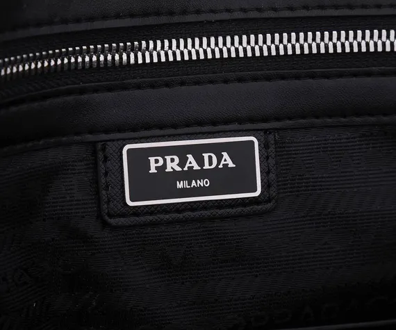 Портфель PRADA Saffiano, чёрный