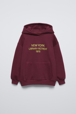 ZARA ХУДИ С ПОДКЛАДКОЙ И НАДПИСЬЮ, ГРАНАТОВЫЙ