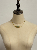 Колье с зелёной вставкой Givenchy