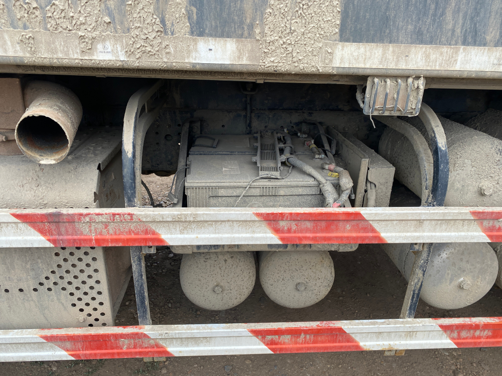 Shacman (Shaanxi) SX* 8x4 Самосвал SX33186V366 (Дизельный, 11,6 л, 423 л.с., МТ)
