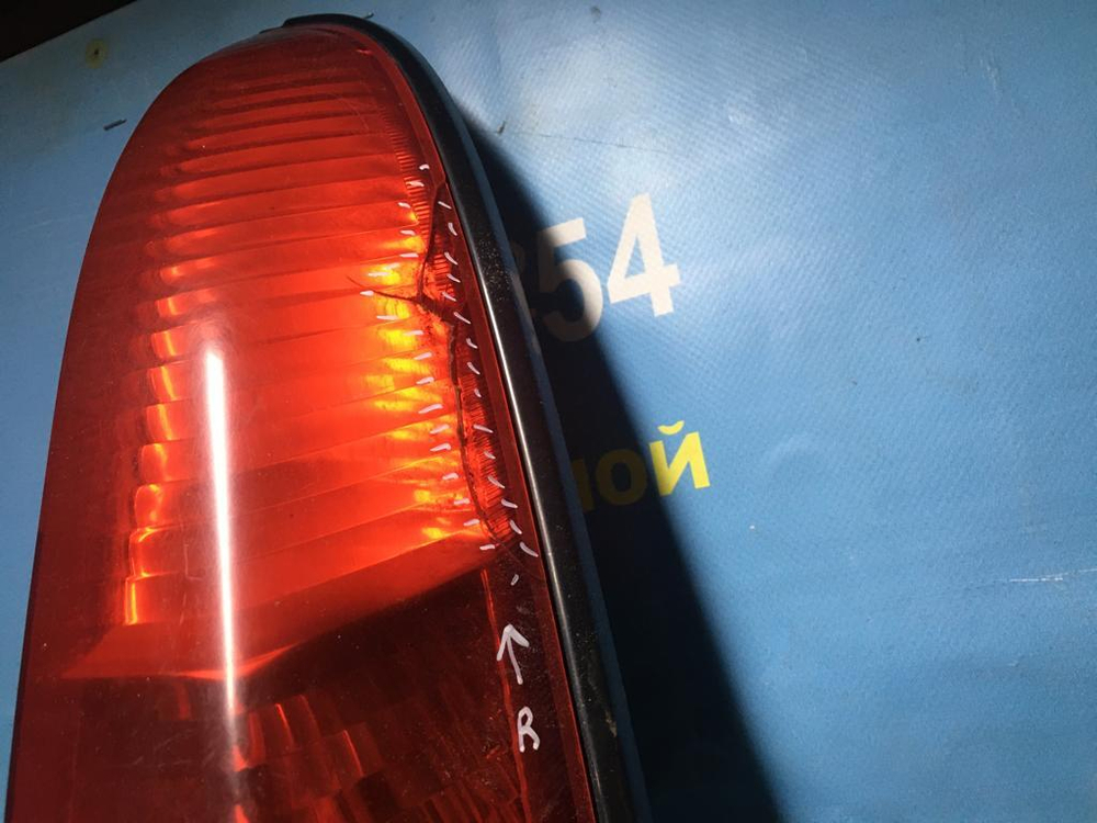 Стоп правый TOYOTA CAMI 2000