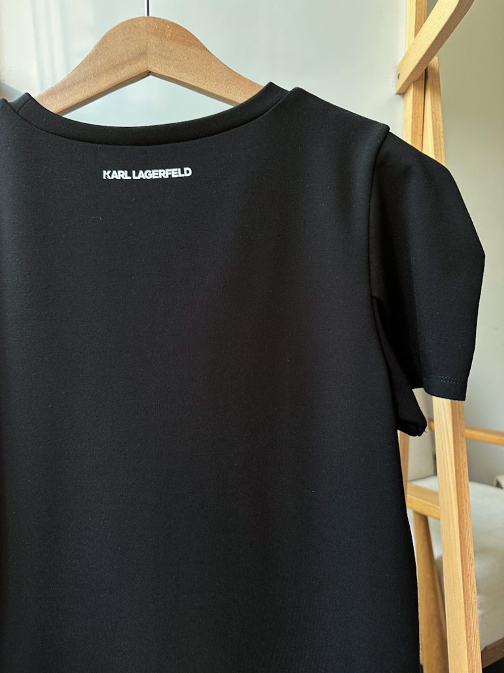 Трикотажное платье Karl Lagerfeld, 140