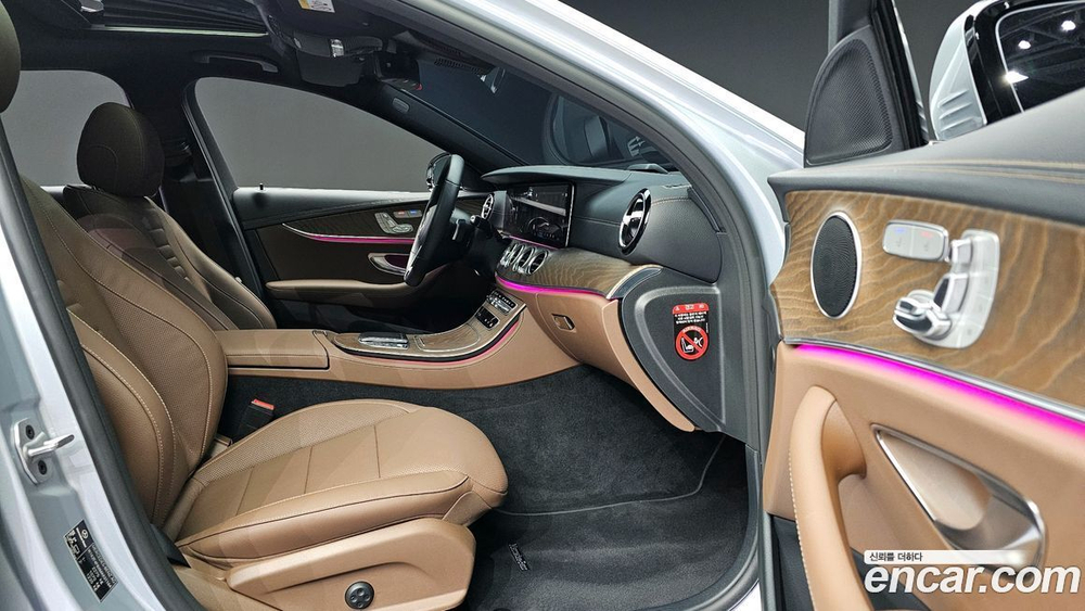 Mercedes-Benz E-Class W213 E250 Exclusive (02.2021)