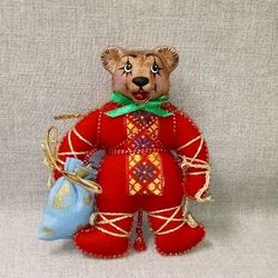 Ёлочная игрушка Медвежонок двухцветный с мешком