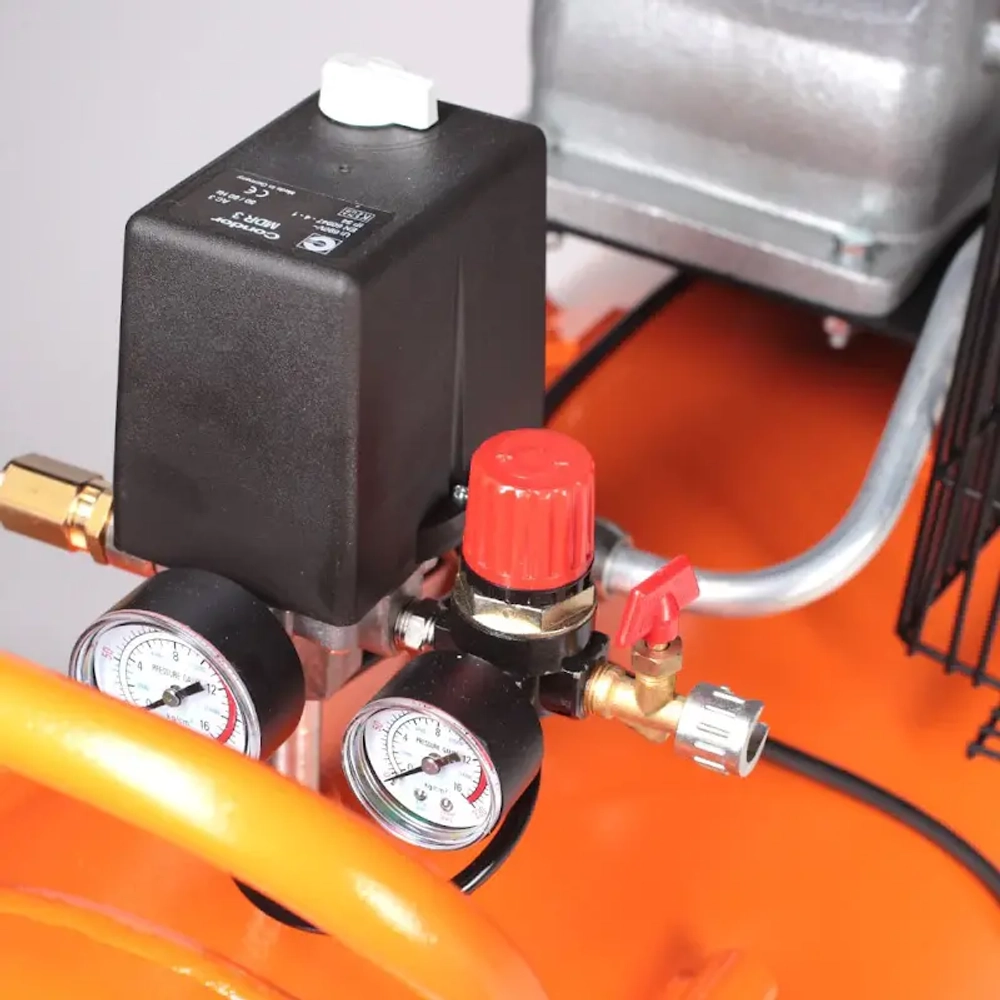 Компрессор поршневой ременной Patriot Remeza СБ 4/С-100 LB 40, 520306335