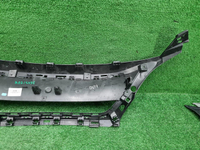 Кронштейн решетки радиатора Peugeot 3008 2 (16-20)