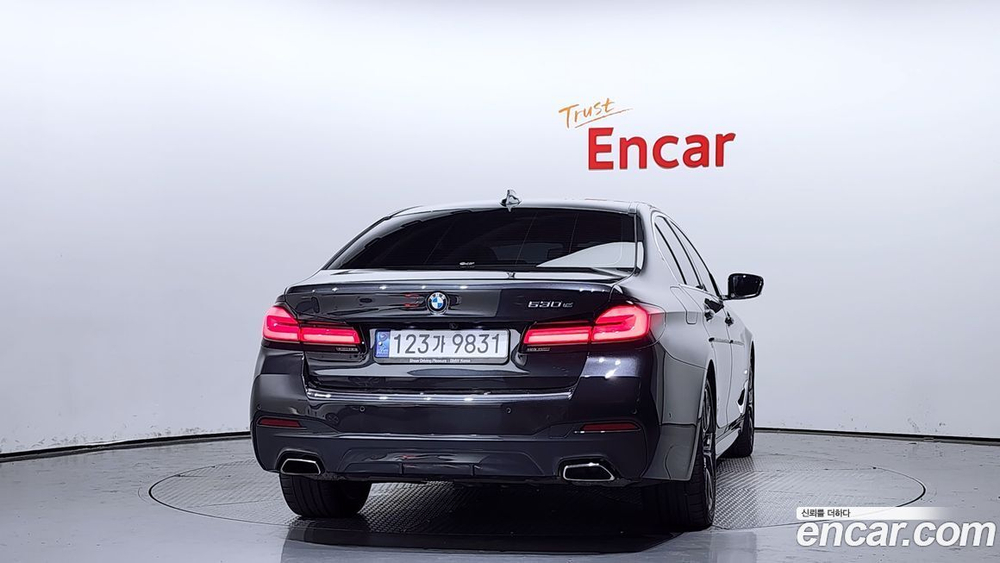 BMW 5 Series (G30) 530e M Sports (07.2021)