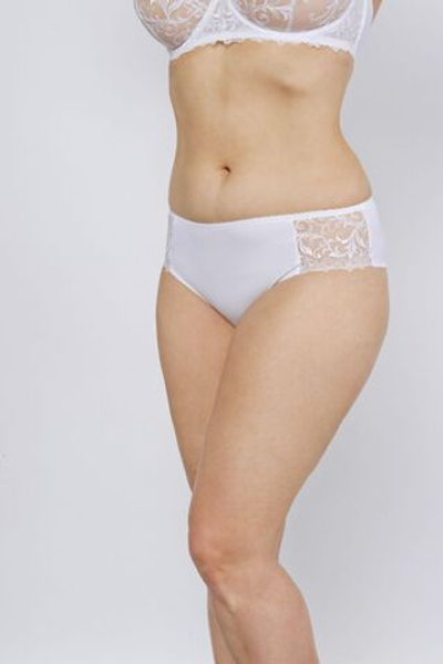 Трусы-бразилиана с кружевной отделкой (Размер: 50) (Цвет: белый)