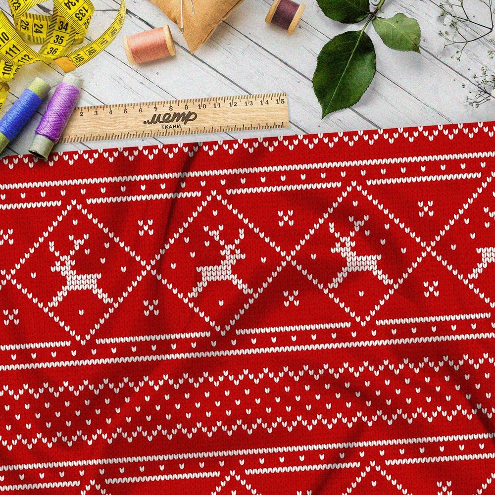 Ткань блэкаут мелкая белая вышивка с оленями на красном фоне