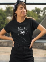 Футболка с надписью Eat sleep travel repeat