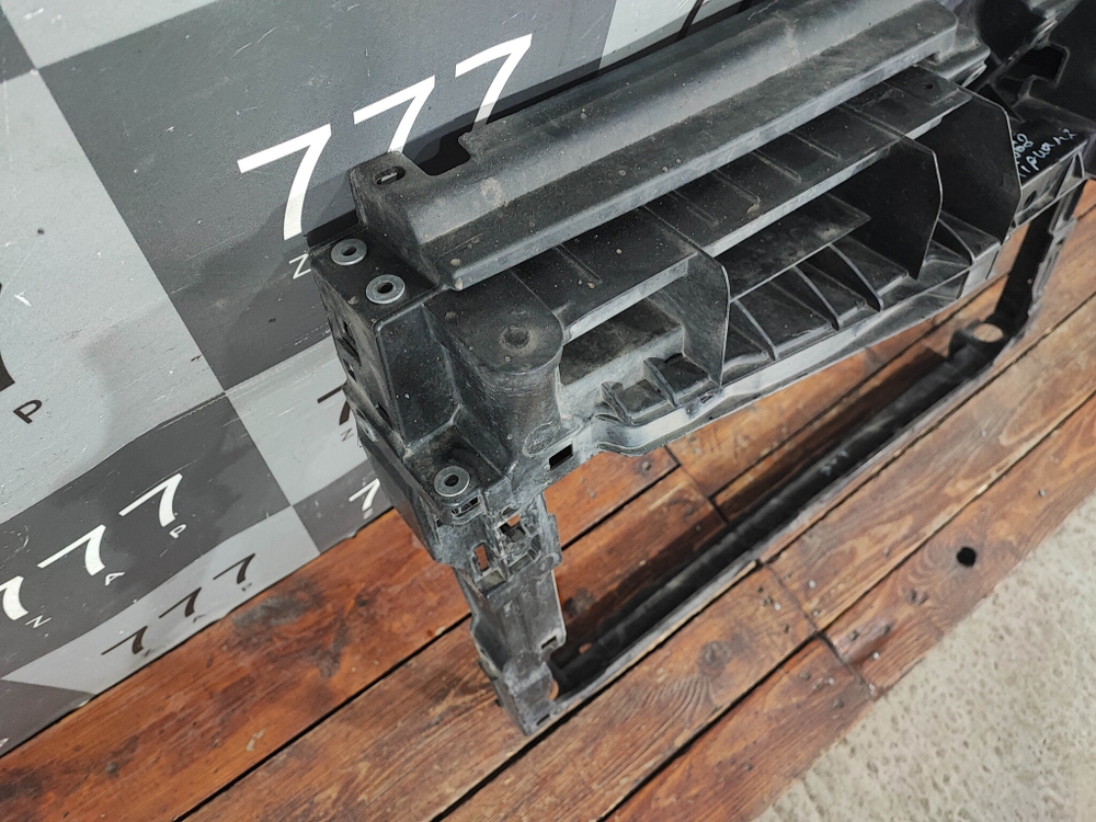 Панель передняя Volkswagen Tiguan 2 16-нв Б/У Оригинал 5NR805588D