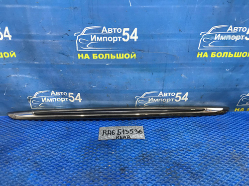 Вставка в багажник центральная Honda ODYSSEY 1998-2004