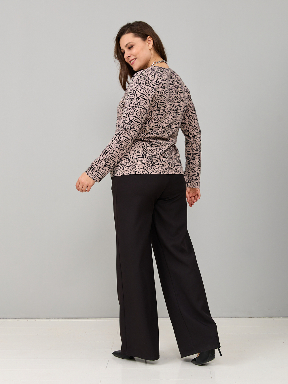 Лонгслив ЛНкл-080/бежевый-зебра