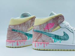 Кроссовки Nike Air Jordan 1 Mid