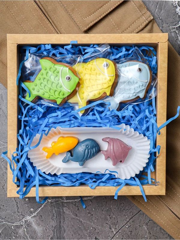 Подарочный набор имбирные пряники и конфеты 