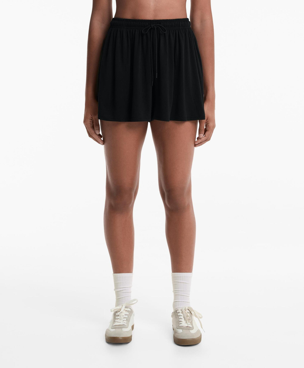 Oysho Шорты широкие с модалом, черный