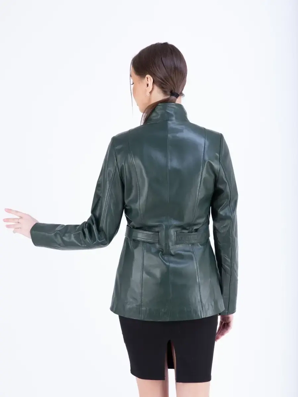 Куртка женская из натуральной кожи