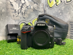 Nikon D7000 (10.200 кадров)
