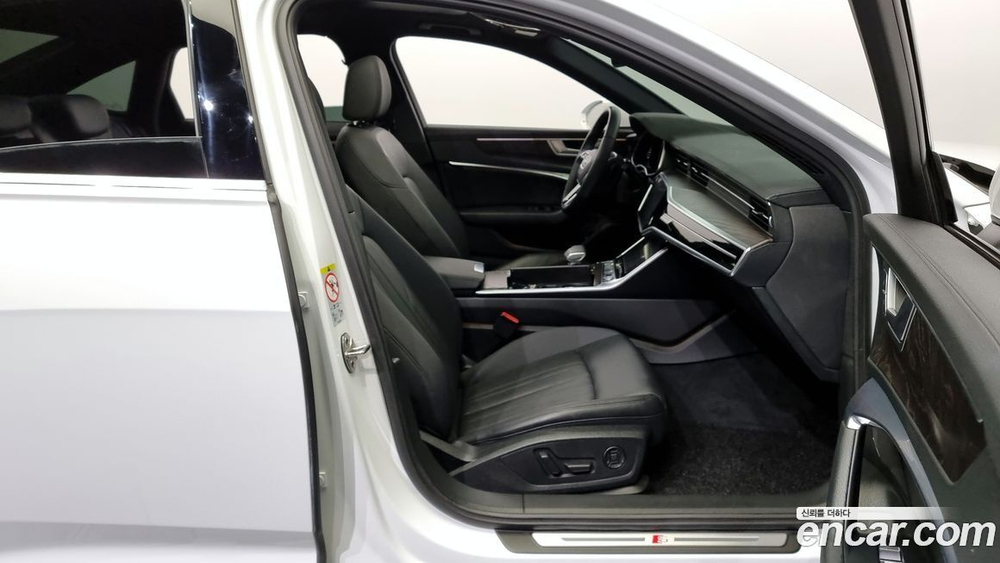 Audi A6 (C8) 45 TFSI Quattro Premium (11.2019)