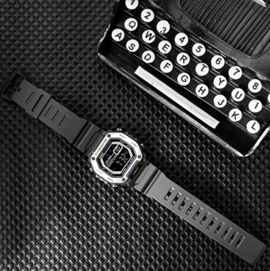 бренда Casio Collection модель MWD-110H-8B