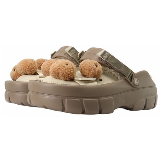 Crocs Classic Clog 'Sand Yellow'