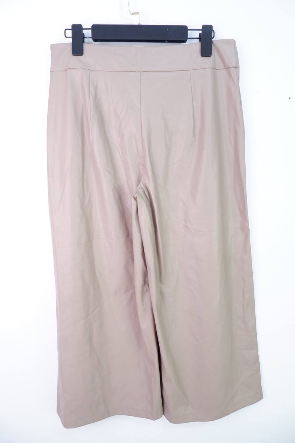 Брюки Koton из эко-кожи, маркировка 42, визуально на 48 размер, новые