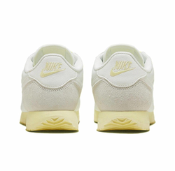 Женские кроссовки Nike Cortez 'Pale Yellow' HF6410-118