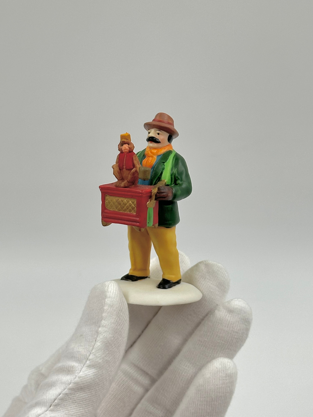 Фигурка Шарманщик Department 56