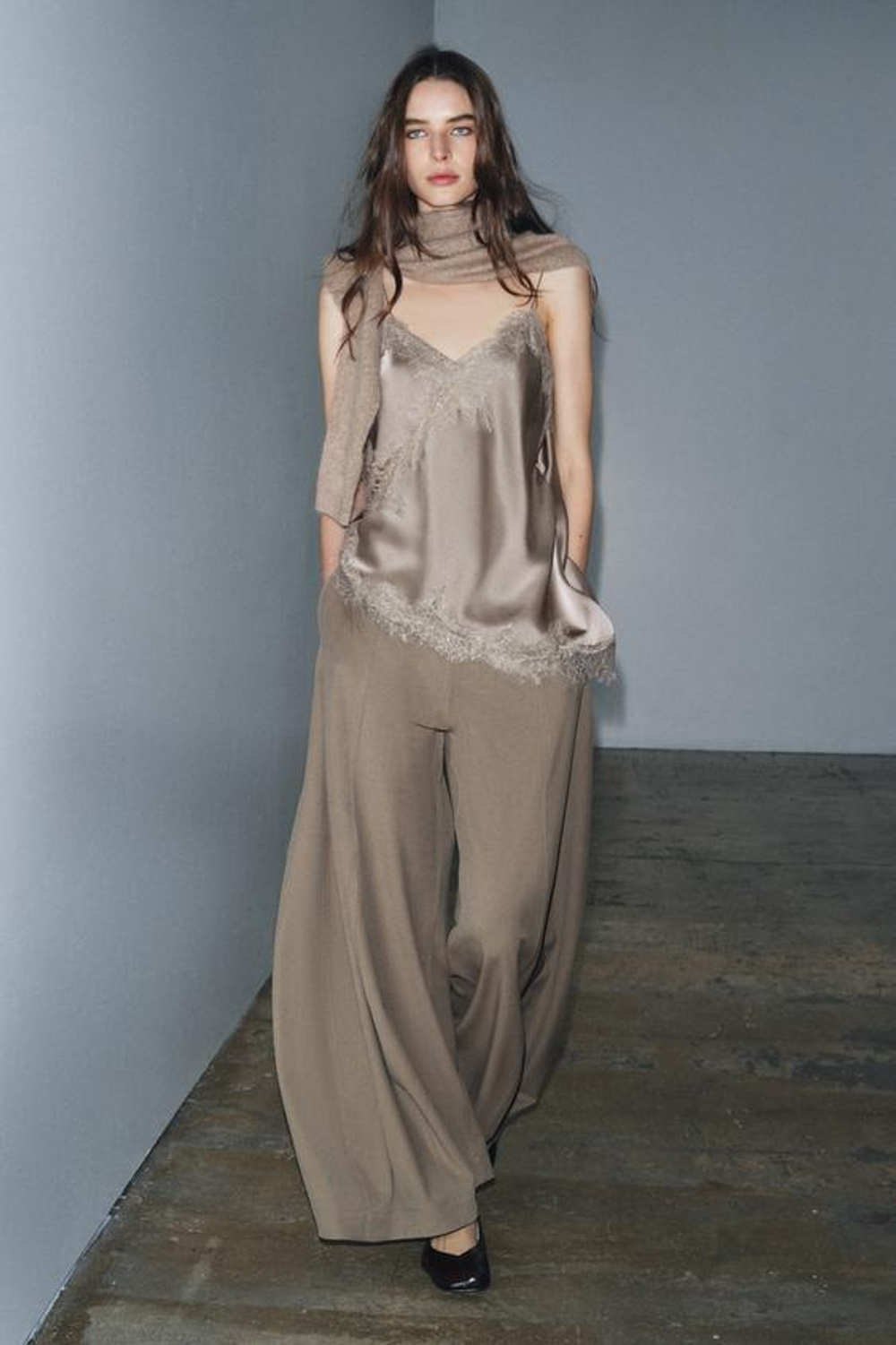 ZARA ОБЪЕМНЫЕ БРЮКИ — ZW COLLECTION, СЕРО-КОРИЧНЕВЫЙ