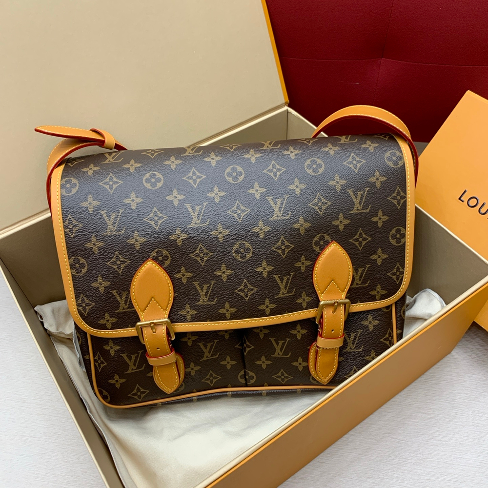 Louis Vuitton Satchel Messenger