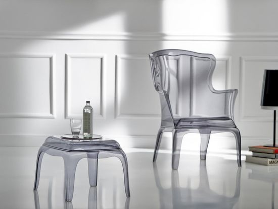 Стол-пуф прозрачный пластиковый Pasha