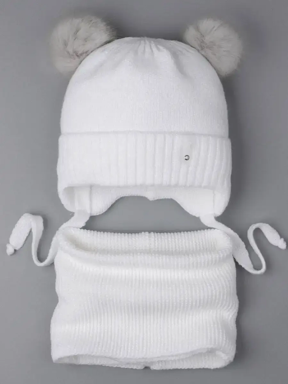 Шапка детская зимняя вязаная и снуд