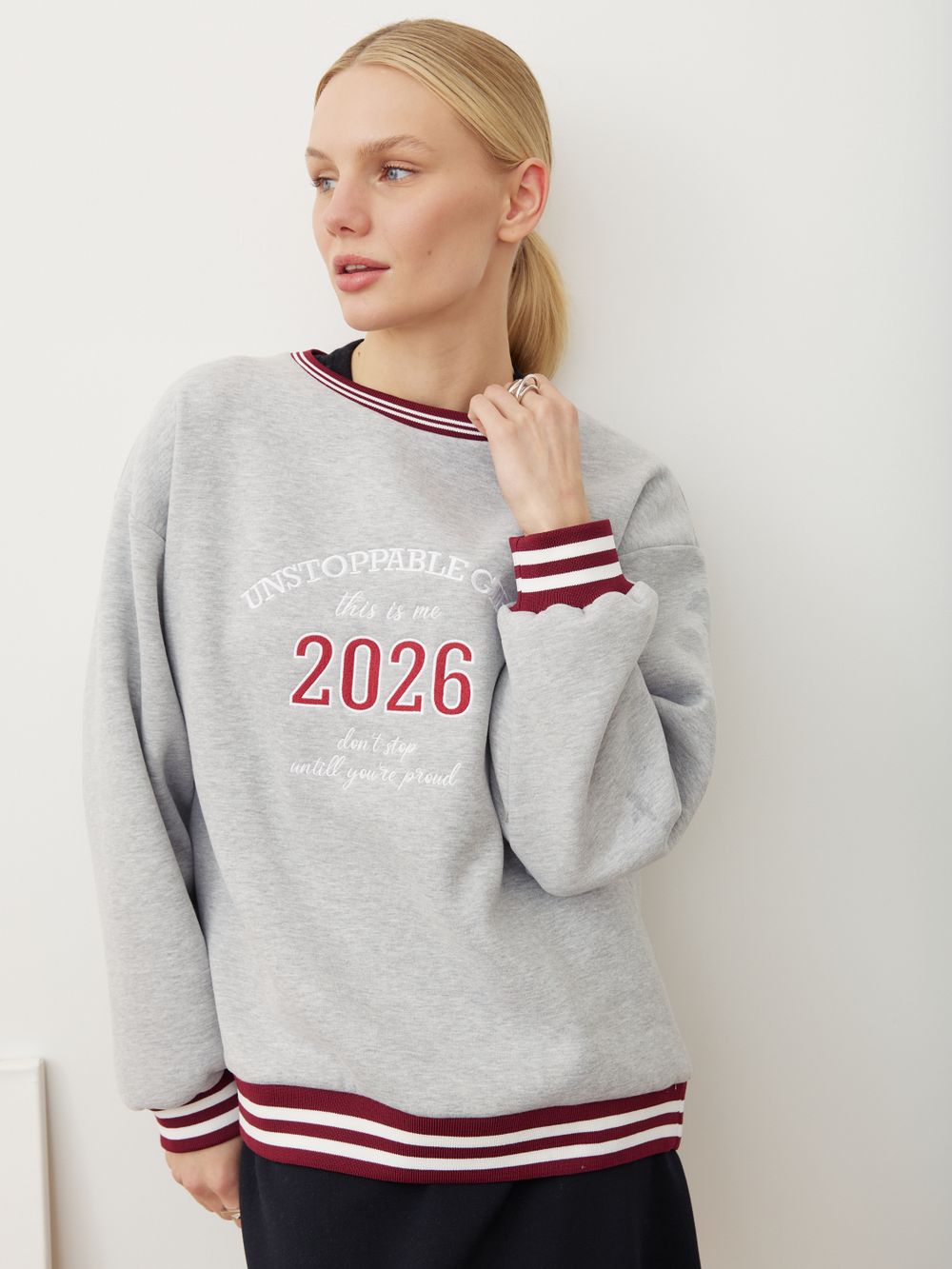 СВИТШОТ «UNSTOPPABLE GIRL» СЕРЫЙ МЕЛАНЖ