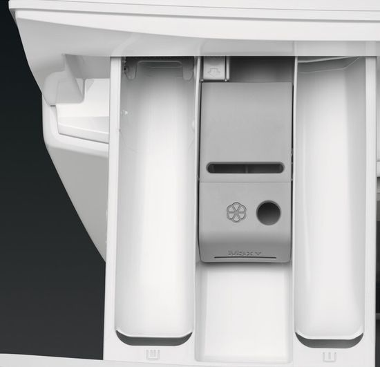 Стиральная машина AEG L 9WBC61 B