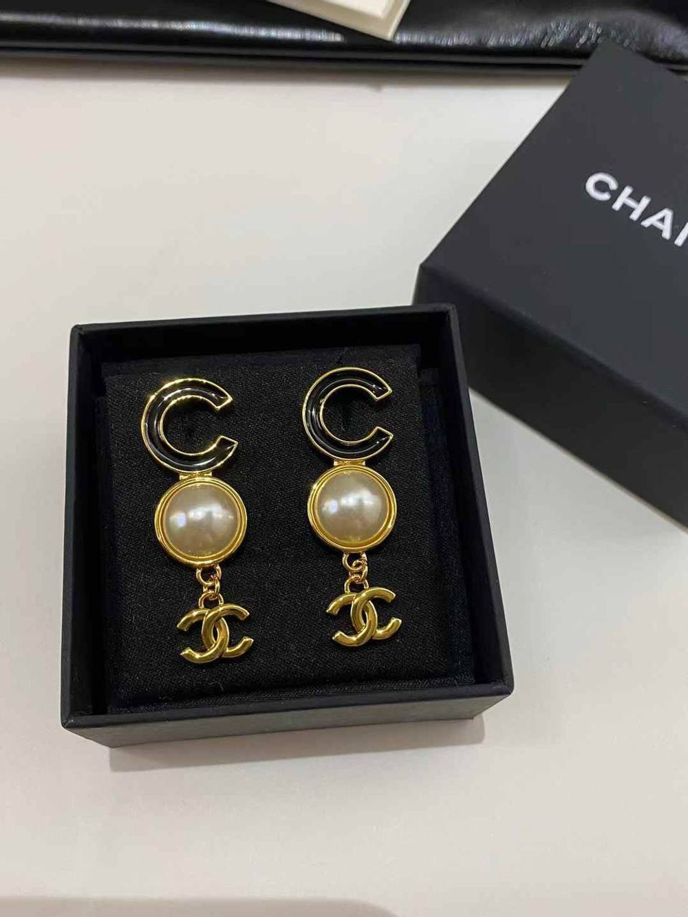 Серьги CHANEL