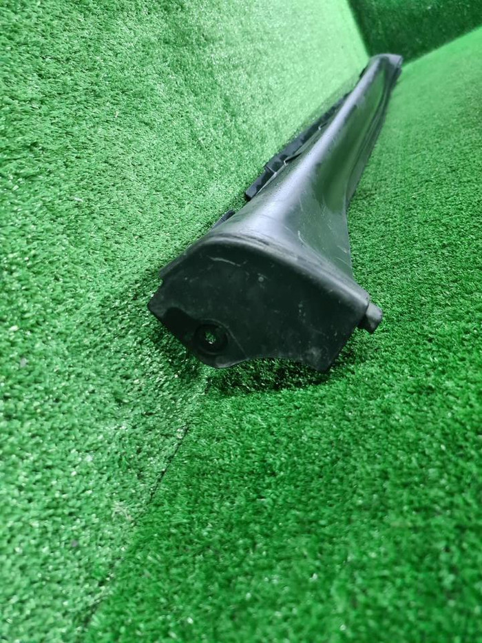 Накладка порога правая Nissan Juke 1 YF15 (2010-2019)