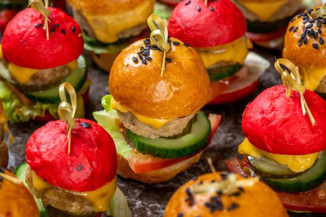 Сет нано бургеров со свининой и с курицей, 30 шт.