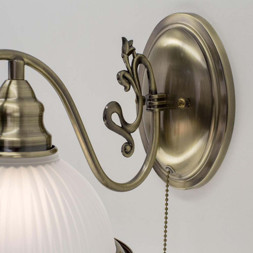 Citilux Идальго CL434311 Бра с выключателем