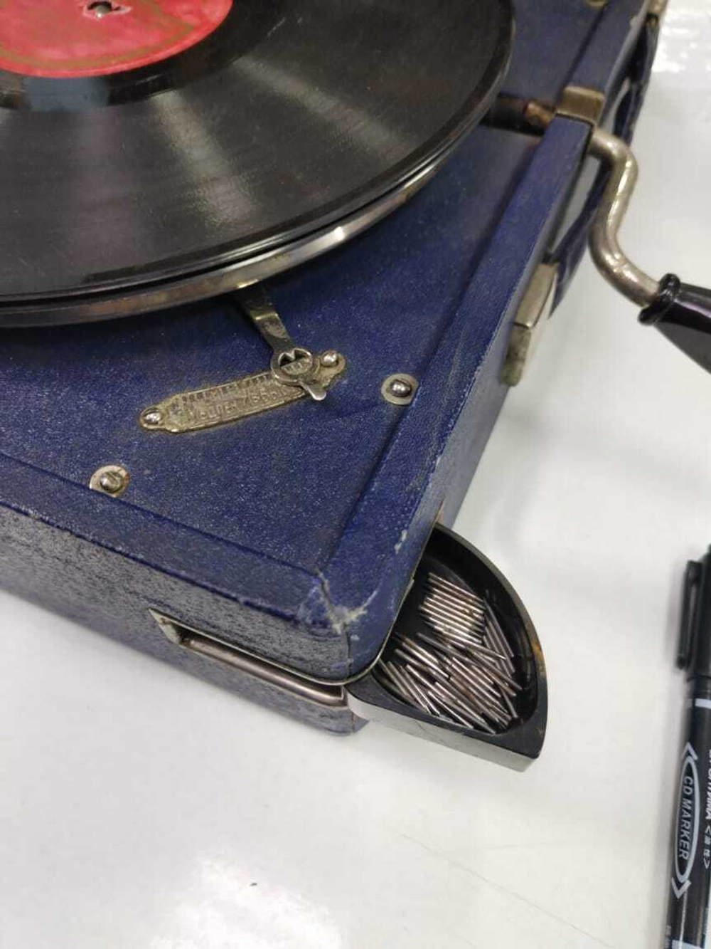 Патефон "Дружба". Ленинградский патефонный завод