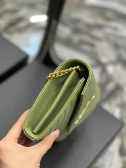 Saint Laurent WOC 22 cm