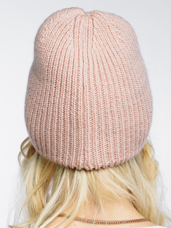 Шапка вязаная "Fishka" Светлая пудра