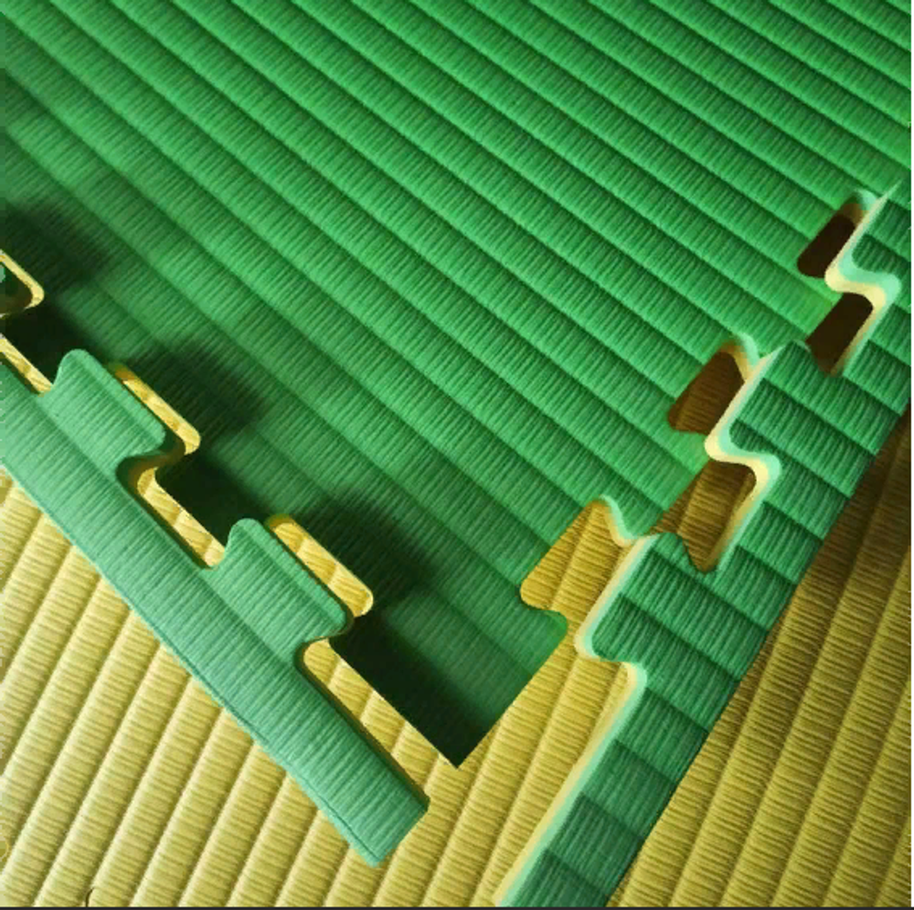 Будо-мат (татами) BABYPUZZ (1 плита 100x100x2,5см, 1кв.м./уп) "Желто-зеленый"