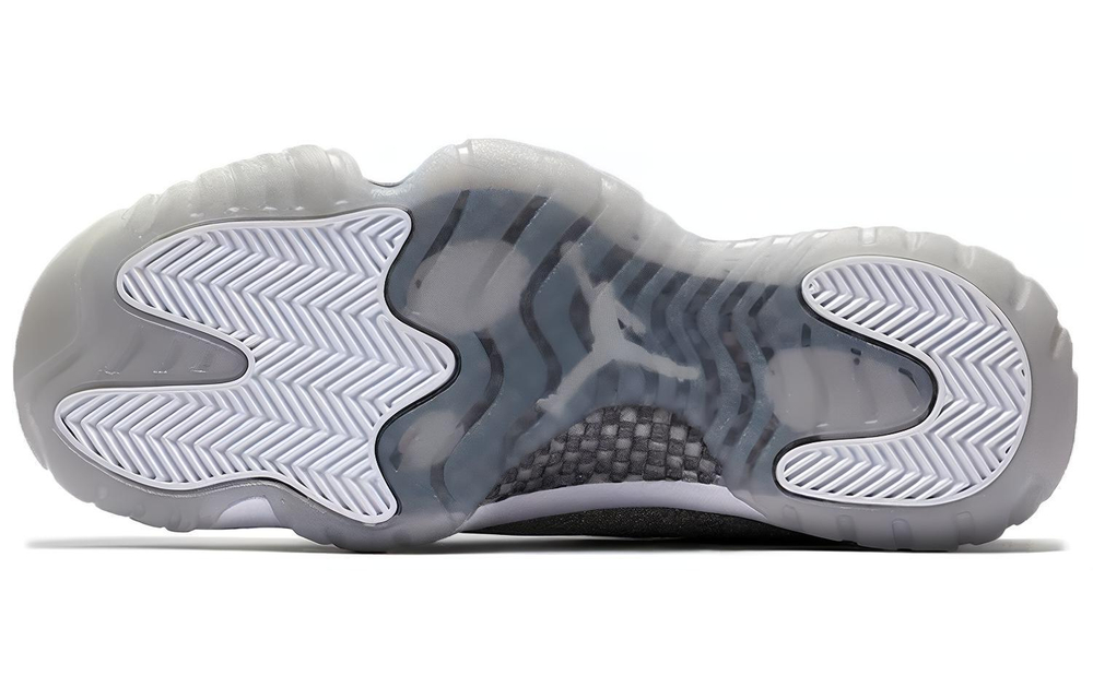 Кроссовки Jordan Air Jordan 11 Metallic Silver (Женская размерная сетка)