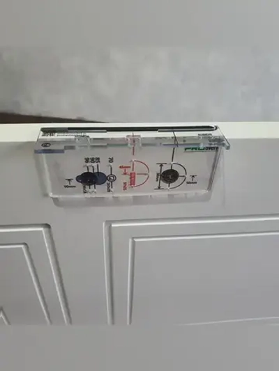 Шаблон для разметки отверстий замков и ручек