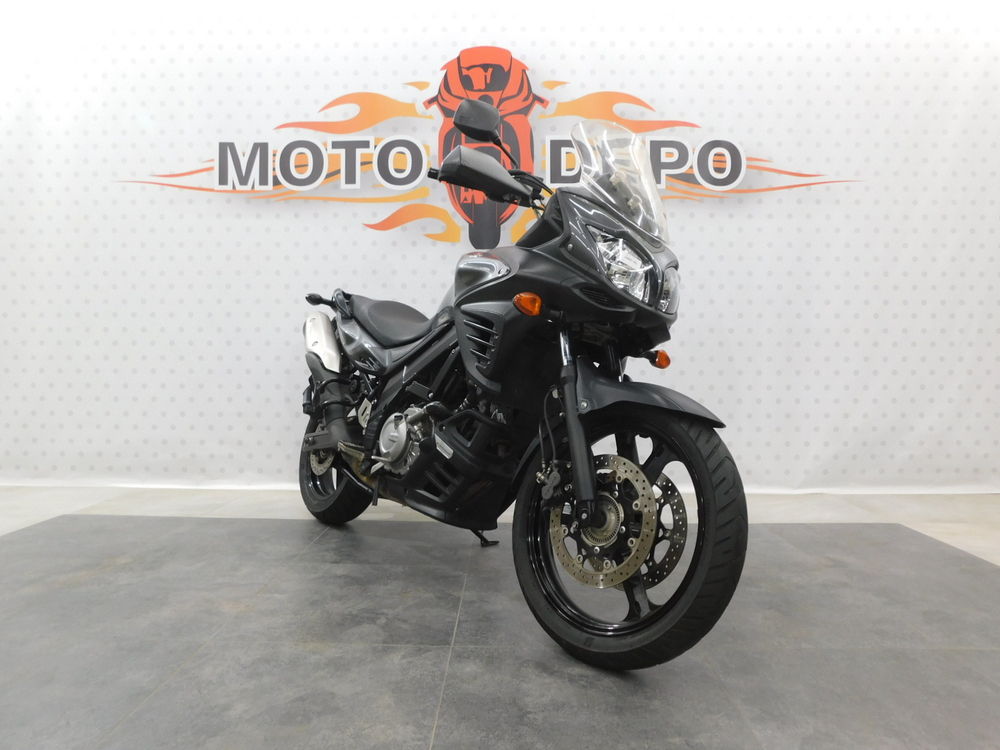 Suzuki V-Strom DL650 038312