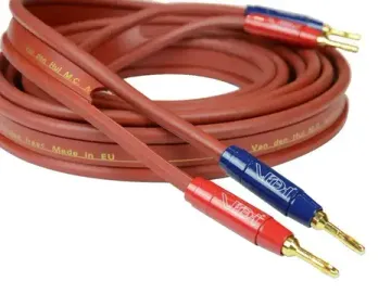 Готовый акустический кабель Van den Hul The Magnum Hybrid 2х2м с разъемами BERRI "банан". Цвет: красный
