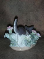 Статуэтка. Фарфор. Противостояние Котёнка и Лягушонка. Lladro. Испания