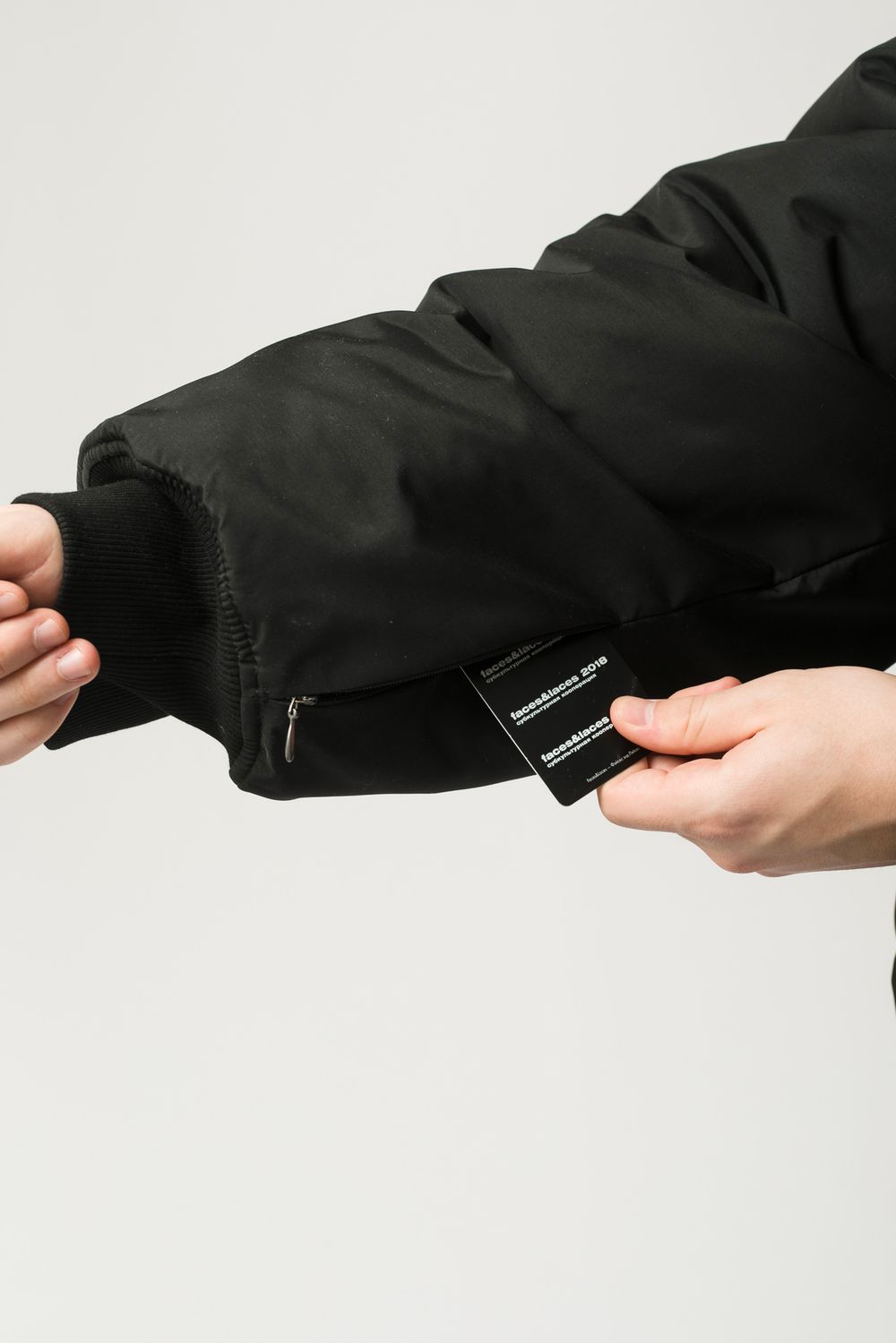 Бомбер CODERED Зимний Bomber Wide Черная